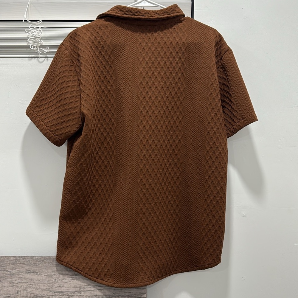 Manfinity Short Sleeve Button-Up - Picture 4 of 5